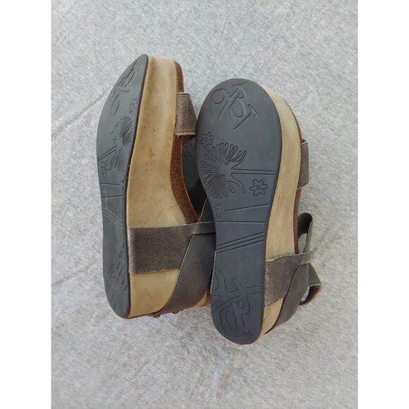 OTBT Bushnell Leather Textile Wedges Sandals Brown Gray Sz 8.5M - Picture 5 of 6
